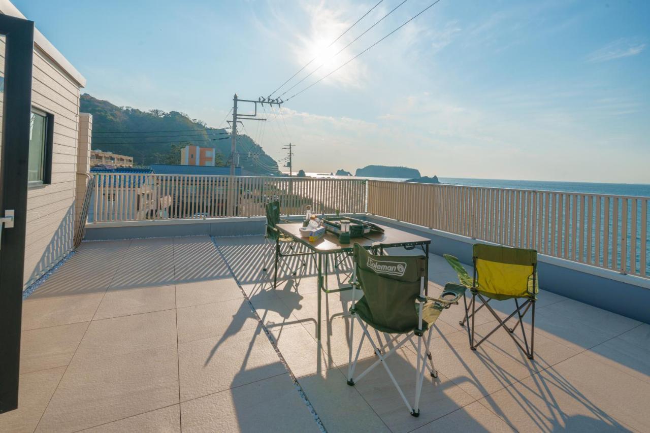 Ryu Shi Ma Ocean View Villa Kyonan Exterior foto